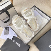 CC QUILTED SANDALS IN WHITE CALFSKIN