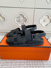 HM 26S CHYPRE SANDAL WITH BACK STRAP IN BLACK CALFSKIN