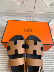 HM 26S CHYPRE SANDAL WITH BACK STRAP IN BROWN CALFSKIN