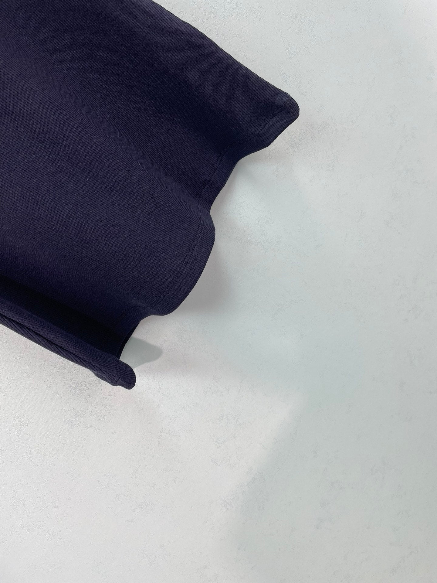 PRADA 26S SLEEVELESS TOP STYLE 946
