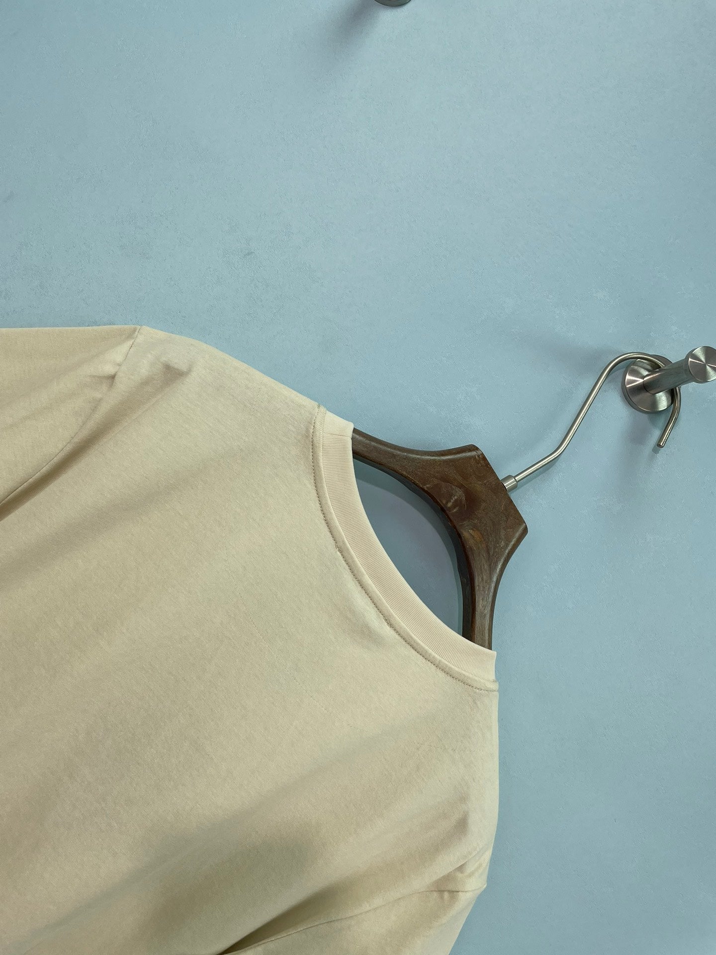 PRADA 26S T-SHIRT STYLE 944