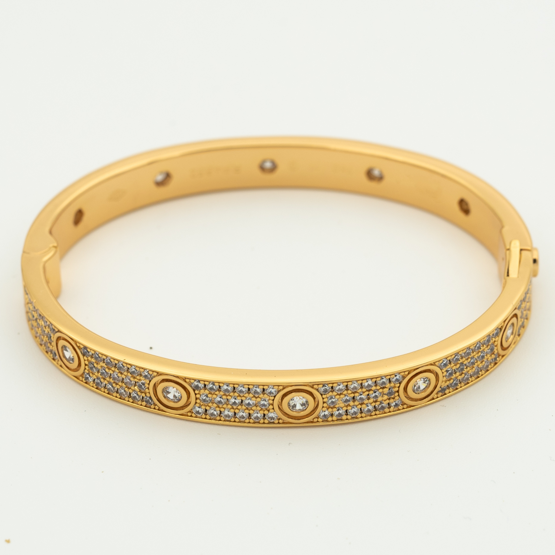 LOVE BRACELET 6.1MM FULL DIAMOND