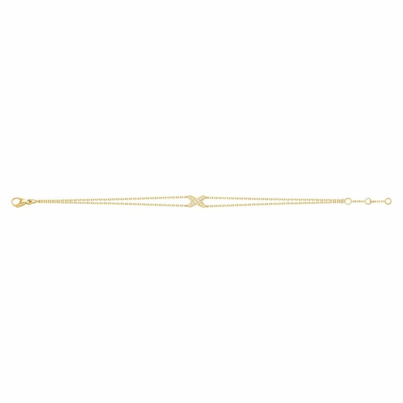 chaumet-jeux-de-liens-bracelet-yellow-gold-diamonds-082115_e25766a1-b444-4dc8-a893-a778a89c9f92.jpg