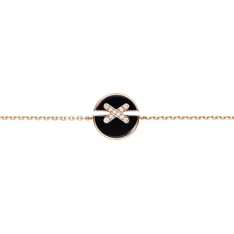 chaumet-jeux-de-liens-harmony-onyx-bracelet-rose-gold-onyx-diamonds-084999_12a29707-4e95-4e6c-b733-4bcaaf421160.jpg