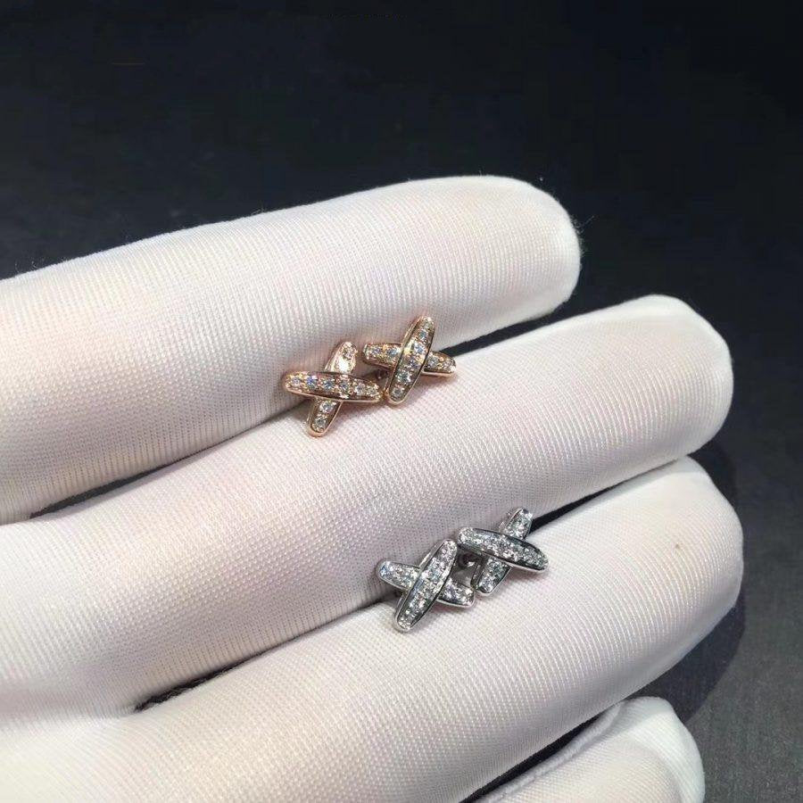 chaumet-jeux-de-liens-white-gold-diamond-stud-earrings-080048-coral-3-900x900_c0ea792d-e8d5-4a4c-ac7b-7be8c8aa8aef.jpg