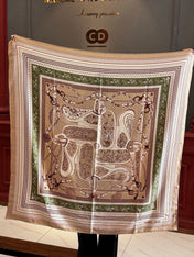 HERMES 26S PRINTED SQUARE SCARF 140 IN CASHMERE AND SILK 307281