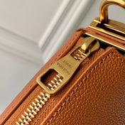LOW KEY COOKIE MM 32 IN COGNAC BROWN CALFSKIN GOLD HARDWARE