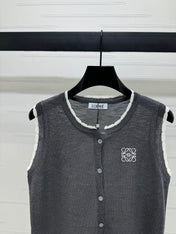 LOEWE 25S ROUND NECK KNITTED VEST WHITE 264068