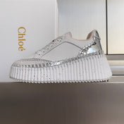CHLOÉ 26S WEDGE SNEAKERS 70 MM IN WHITE AND SILVER CALFSKIN
