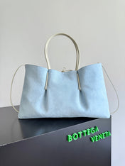 BOTTEGA VENETA 25S PINACOTECA BAG 43 IN IVORY CALFSKIN