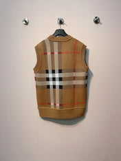 BURBERRY 25S KNIT VEST 295