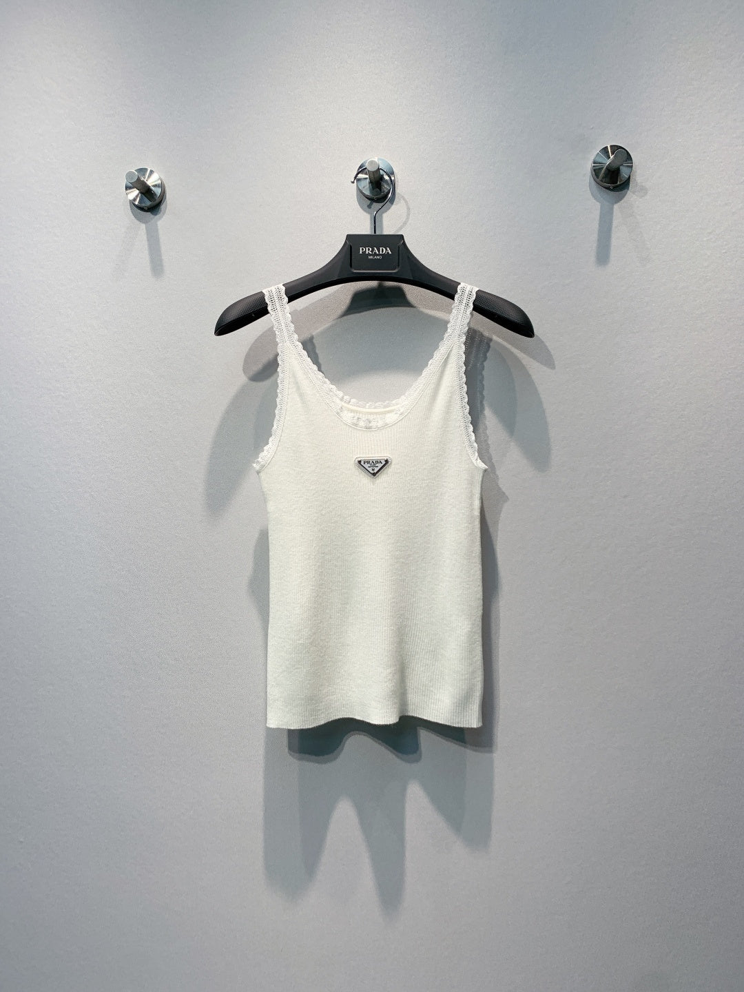 PRADA 26S LACE-TRIMMED SLEEVELESS TOP 1000