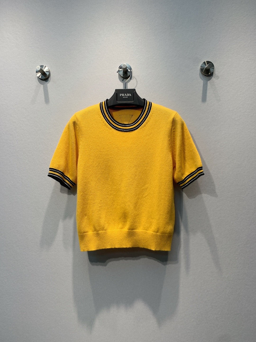 PRADA 26S SHORT-SLEEVE KNIT T-SHIRT STYLE 961