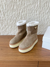 PRADA 25S ANKLE BOOTS 40 MM IN TAUPE BROWN SUEDE SHEARLING-LINED