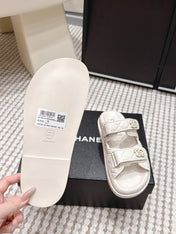 CHANEL 26S SANDALS IN CREAM WHITE CALFSKIN