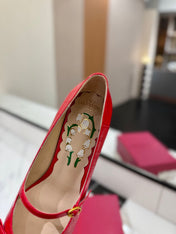 VLTN VLOGO SIGNATURE ROUND-TOE HEELS 25S IN RED LAMBSKIN SNAKE-EMBOSSED