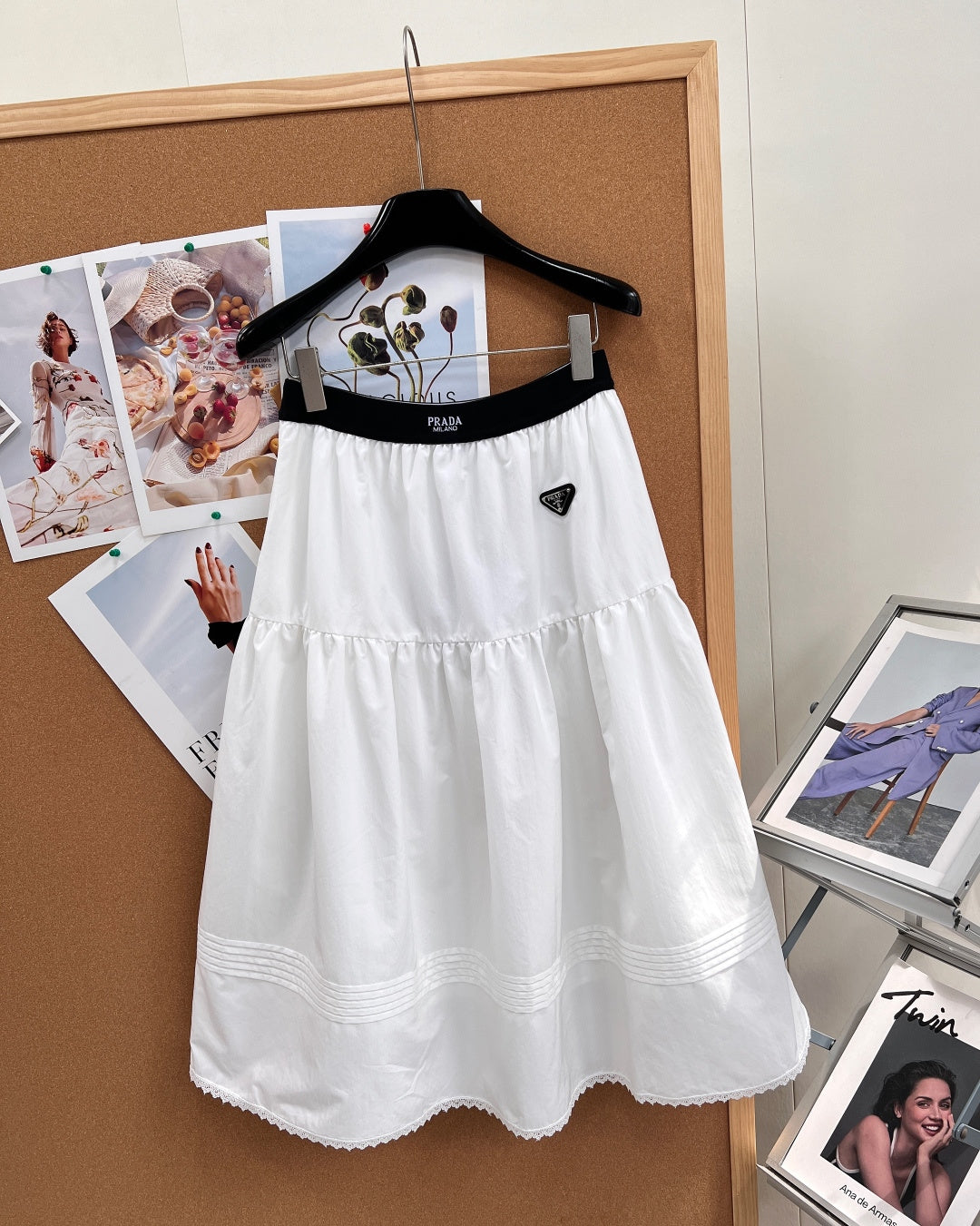 PRADA 26S SKIRT STYLE 982