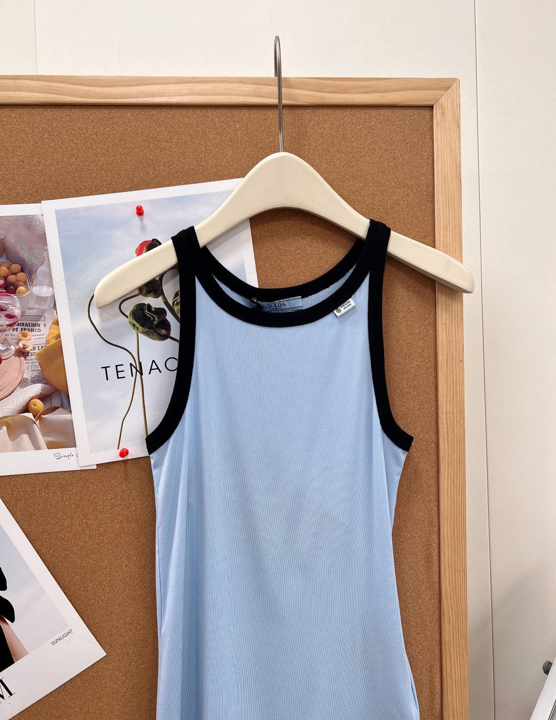 PRADA 26S SLEEVELESS TOP STYLE 948