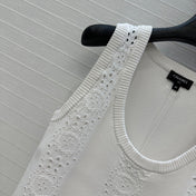 CHANEL SLEEVELESS TOP STYLE 62