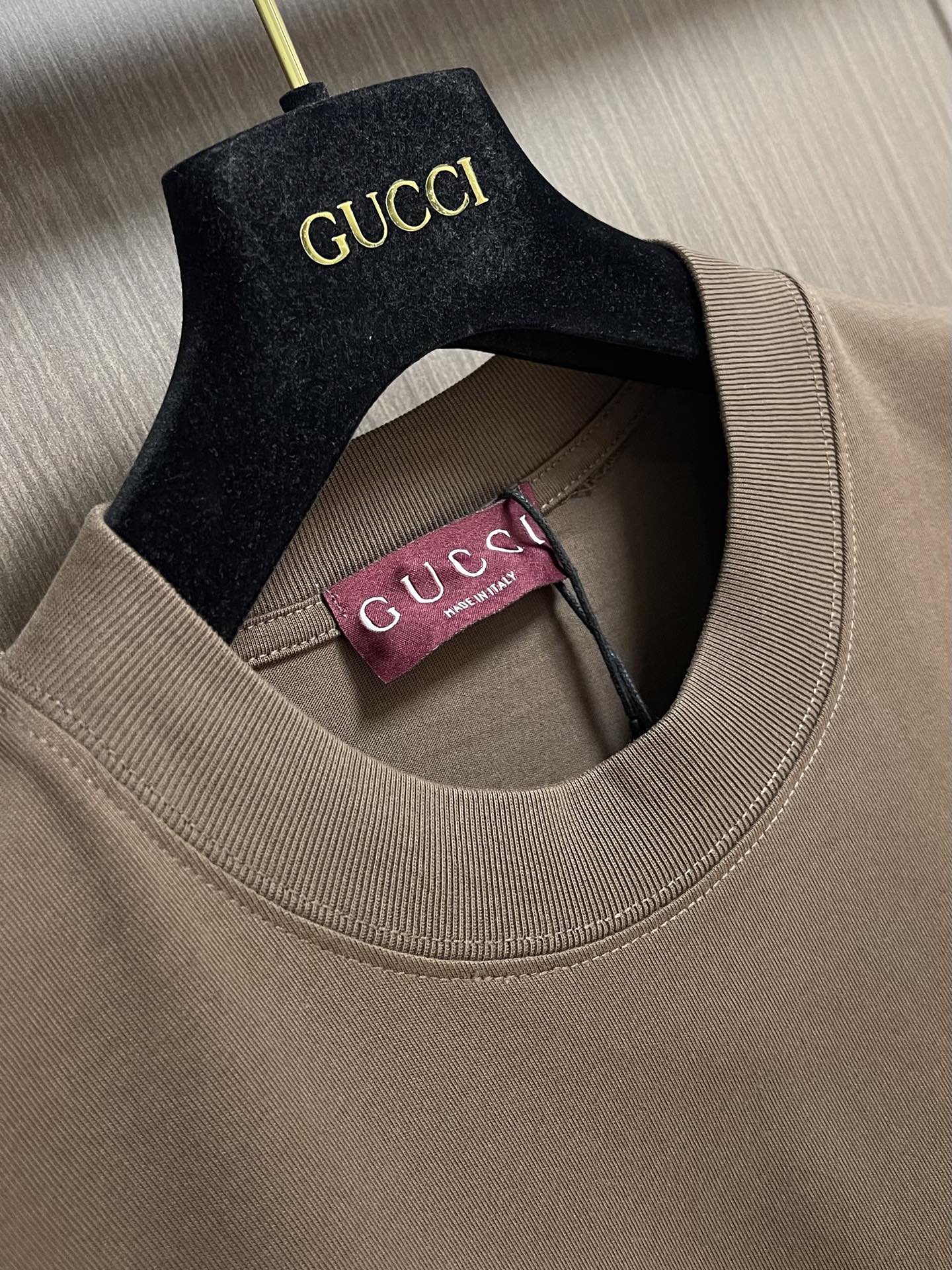 GUCCI 26S SHORT-SLEEVE CREWNECK T-SHIRT 387