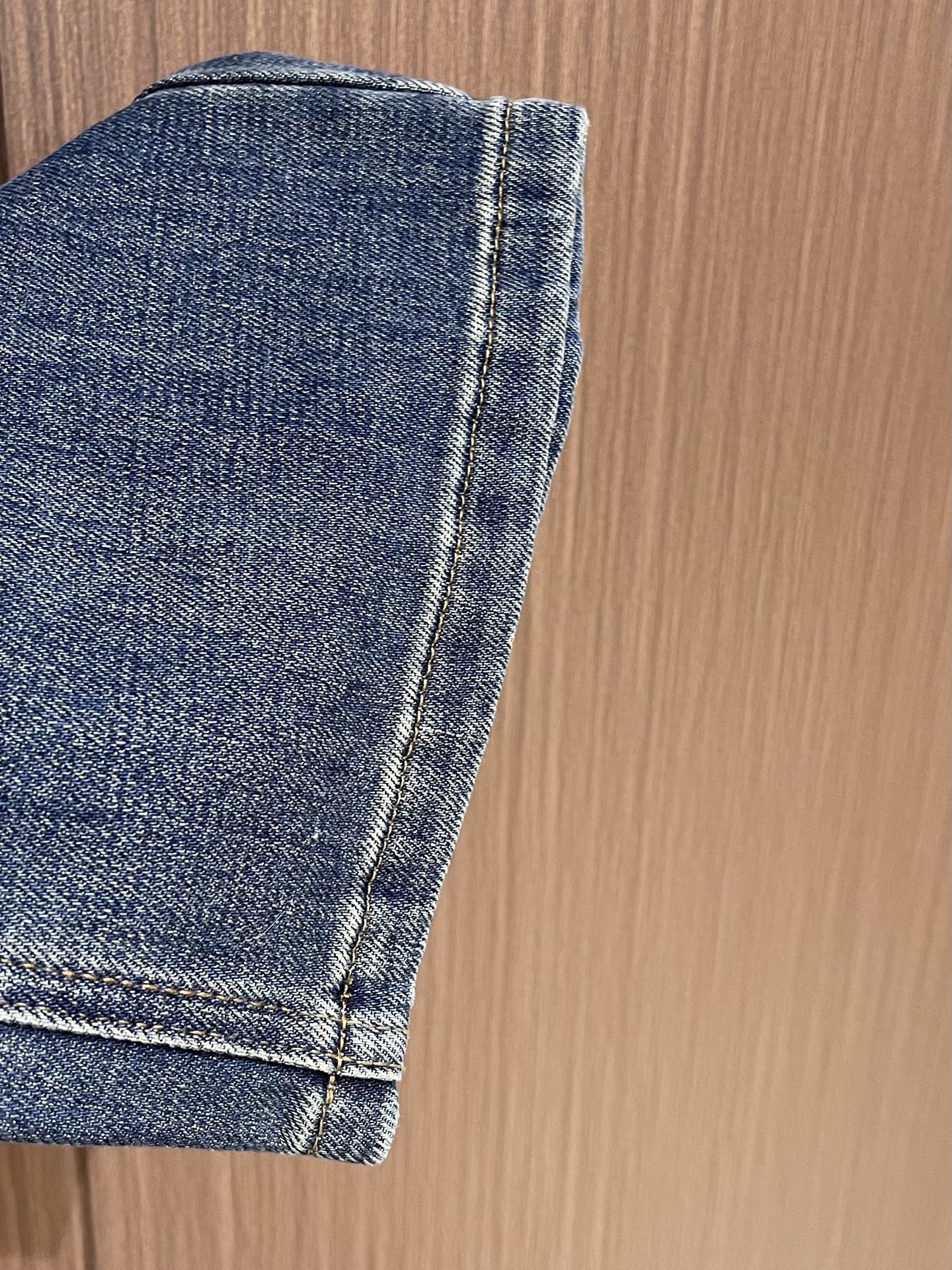 PRADA 26S JEANS STYLE 929