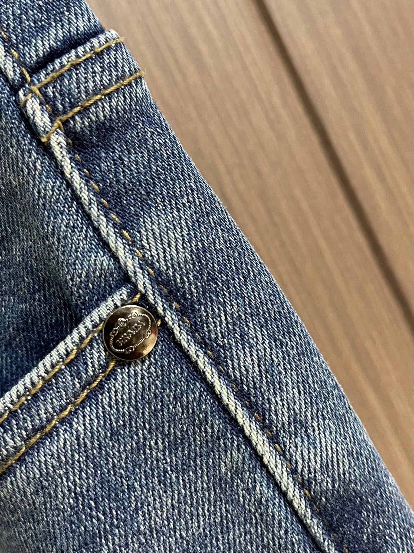 PRADA 26S JEANS STYLE 927