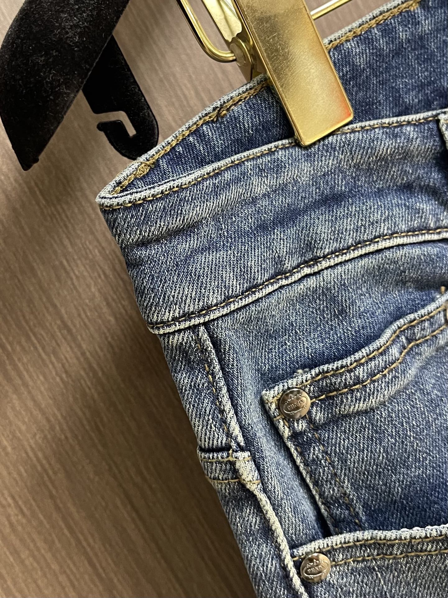 PRADA 26S JEANS STYLE 927