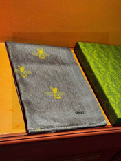 GUCCI 25S SCARF 200 IN CASHMERE SILK 692966