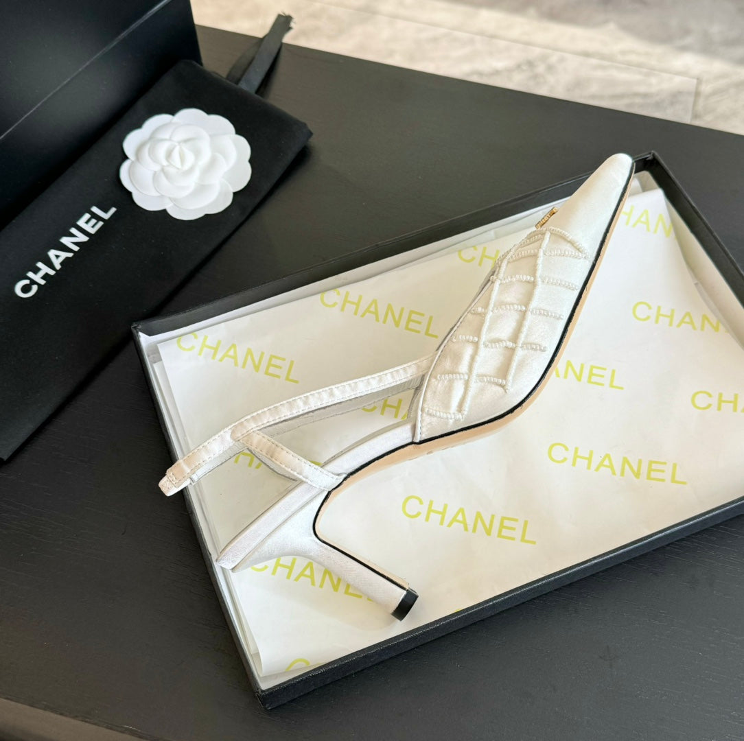 POINTED SLINGBACK MID HEELS WHITE LAMBSKIN