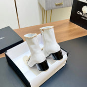 CHANEL 25S HEELED CHAIN BOOTS WITH BOW IN WHITE CALFSKIN GOLD HARDWARE