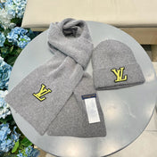 SET SCARF AND HAT IN LIGHT GRAY WOOL 406532