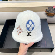 BUCKET HAT IN WHITE RABBIT FUR 421262