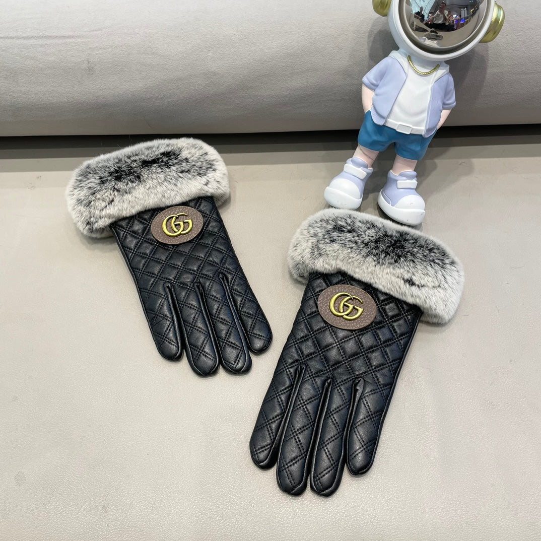 TOUCHSCREEN GLOVES IN BLACK LAMBSKIN AND RABBIT FUR 429210