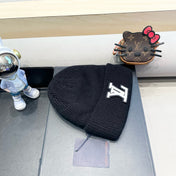 BEANIE HAT IN BLACK WOOL 435027