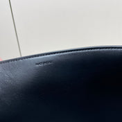 MEDIUM 28 LOUISE BAG IN BLACK SMOOTH CALFSKIN