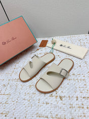 SANDALS IN CREAM WHITE CALFSKIN