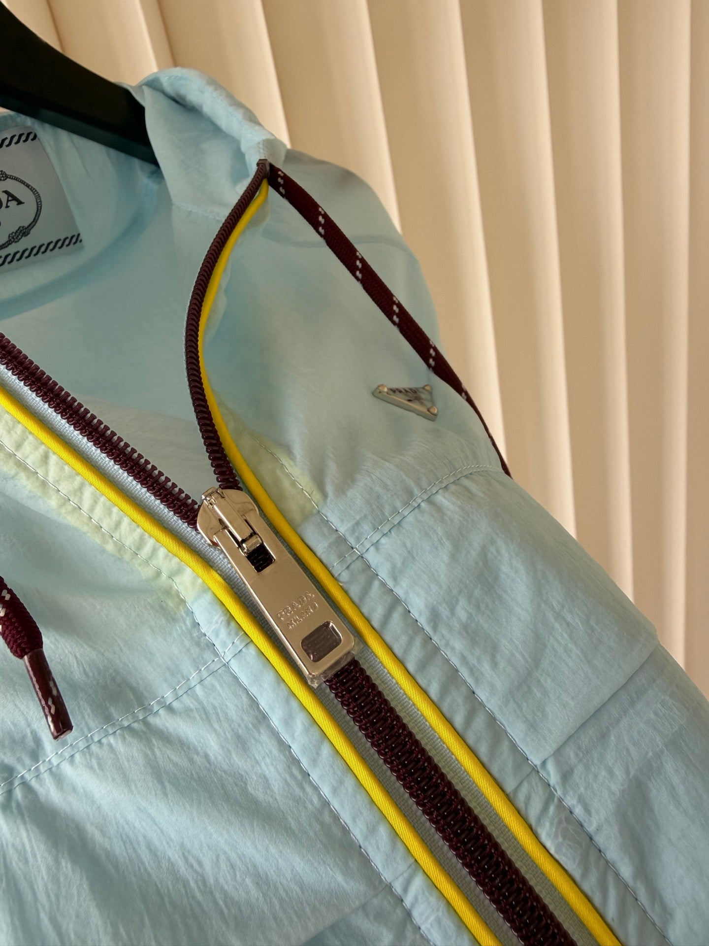 PRADA 26S JACKET STYLE 979