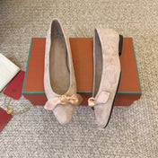LP 26S BALLET FLATS IN NUDE PINK SUEDE WITH SATIN BOW