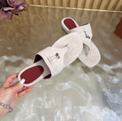 LP 26S THONG SANDALS IN CREAM WHITE SUEDE SILVER HARDWARE