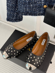 STUD-EMBELLISHED BALLET FLATS IN BLACK CALFSKIN