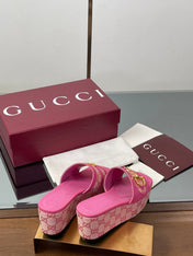 HIGH 6.3 CM WEDGE SANDALS IN PINK CALFSKIN AND FABRIC