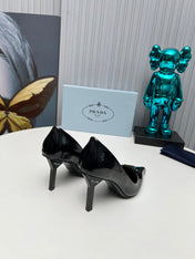 HIGH-HEEL PUMPS IN BLACK CALFSKIN