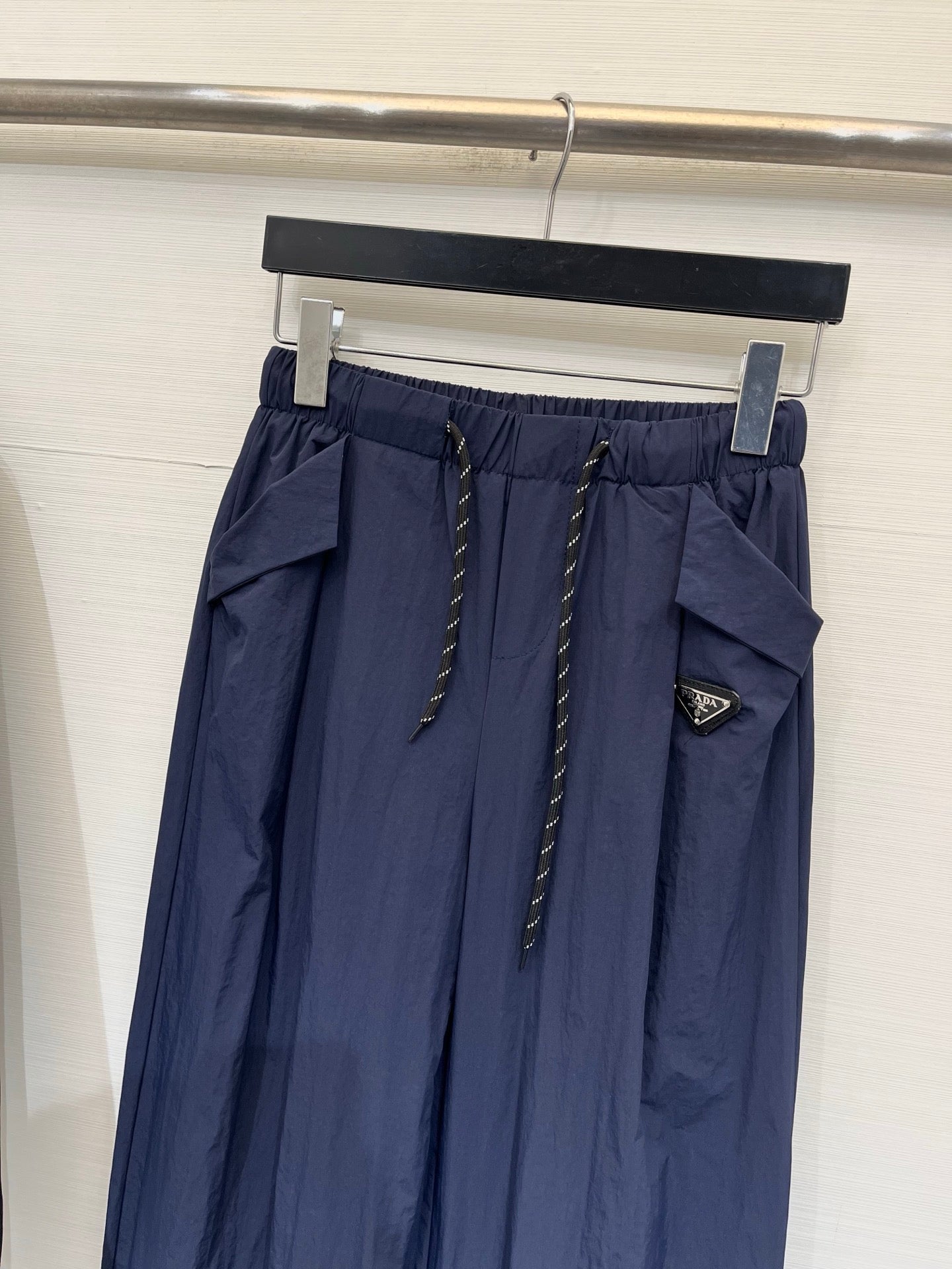 PRADA 26S JACKET AND STRAIGHT-LEG PANTS SET 1033