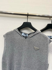PRADA 26S HOODED SLEEVELESS KNIT TOP 1021
