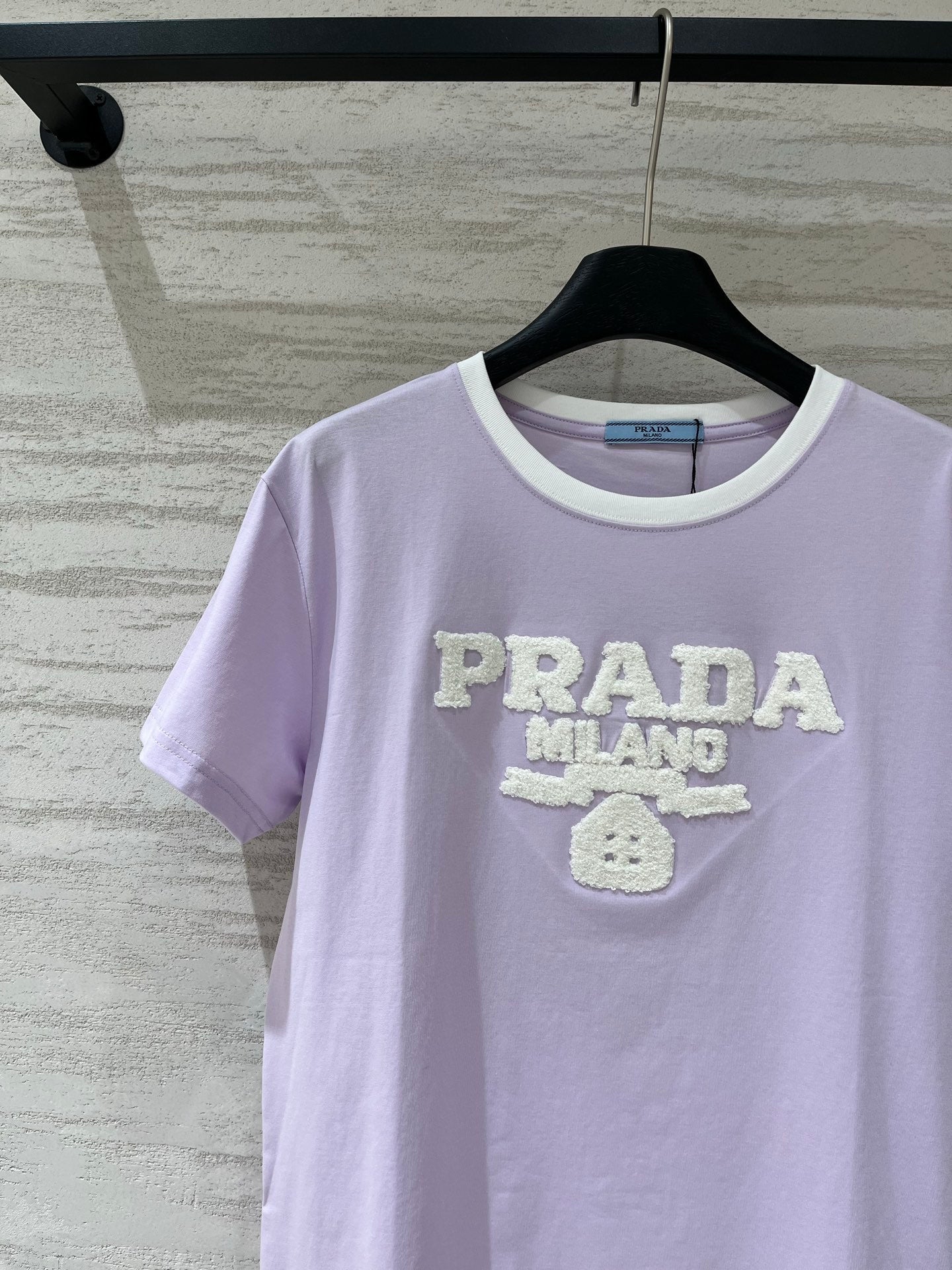 PRADA 26S T-SHIRT STYLE 935