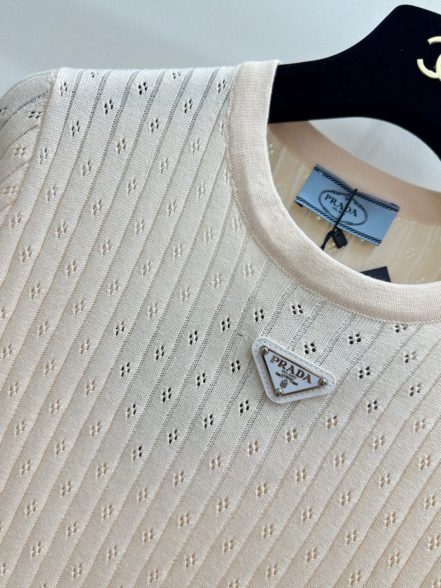 PRADA 26S SHORT-SLEEVE KNIT TOP 1017