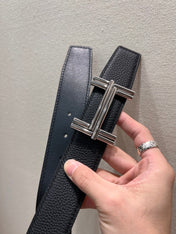 HM TRAVERSE BELT BUCKLE & REVERSIBLE BLACK LEATHER STRAP 38 MM SILVER HARDWARE