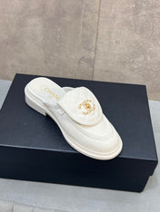 CHANEL 26S MULE LOAFERS IN WHITE CANVAS WITH QUILTED FLAP & CC LOGO