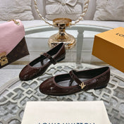 MARY JANE SHOES IN WALNUT BROWN PATENT CALFSKIN
