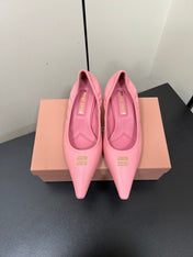 POINTED-TOE MID HEEL PUMPS IN PINK SMOOTH LAMBSKIN